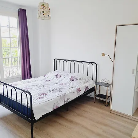 Spacieuse Maison, Au Calme